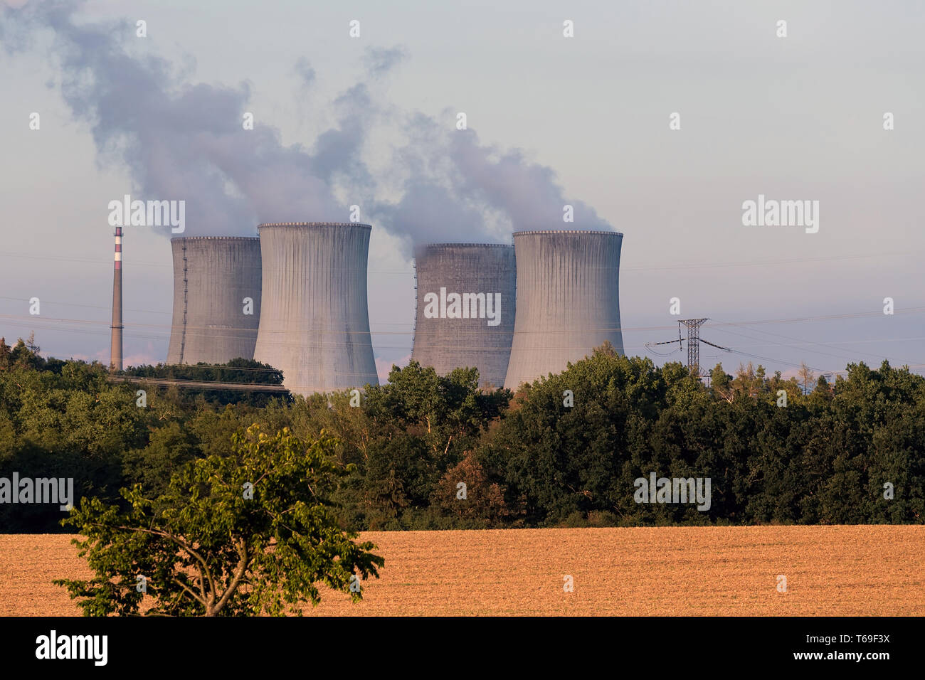Cooling towers at the nuclear power plant Stock Photo - Alamy