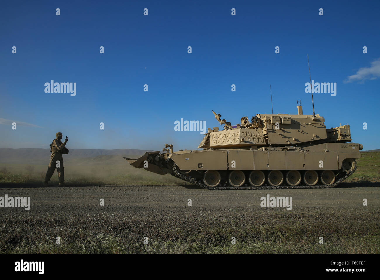 U.S. Marines with 2nd Combat Engineer Battalion, 2nd Marine Division ...