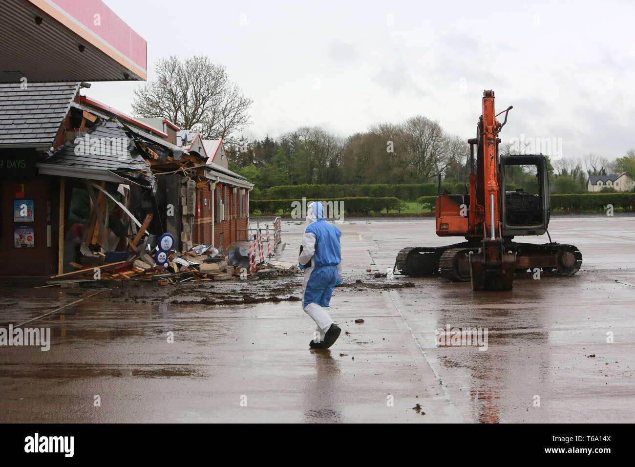 Out of service cash machine hires stock photography and images Alamy