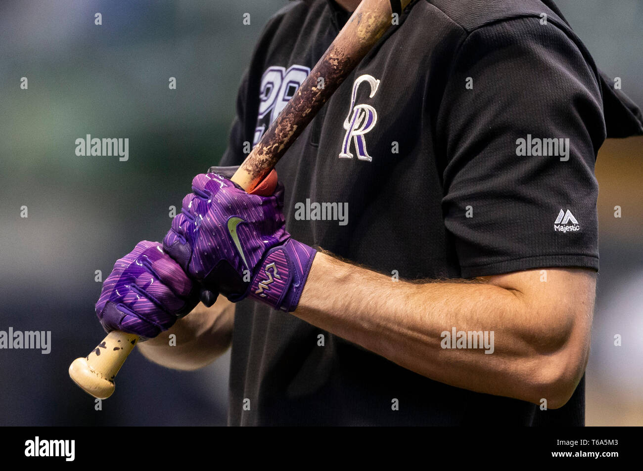 nike batting gloves 2019