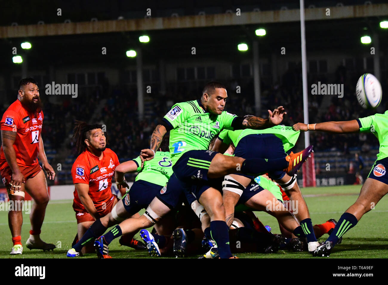 Aaron Smith of Highlanders during the 2019 Super Rugby match between Sunwolves 0-52 Highlanders at Prince Chichibu Memorial Stadium in Tokyo, Japan on April 26, 2019. Credit: AFLO/Alamy Live News Stock Photo
