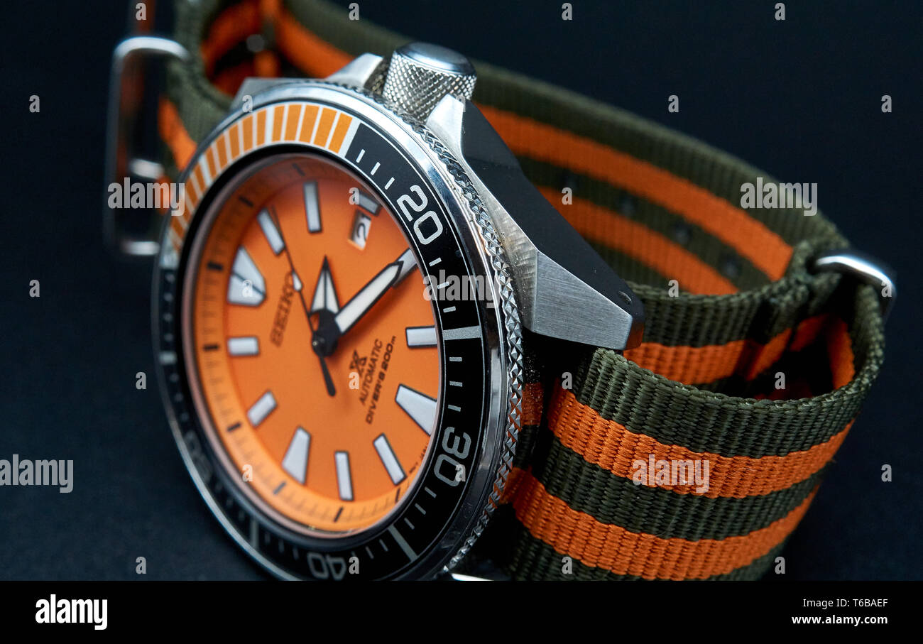 seiko samurai diver watch with orange dial Stock Photo - Alamy