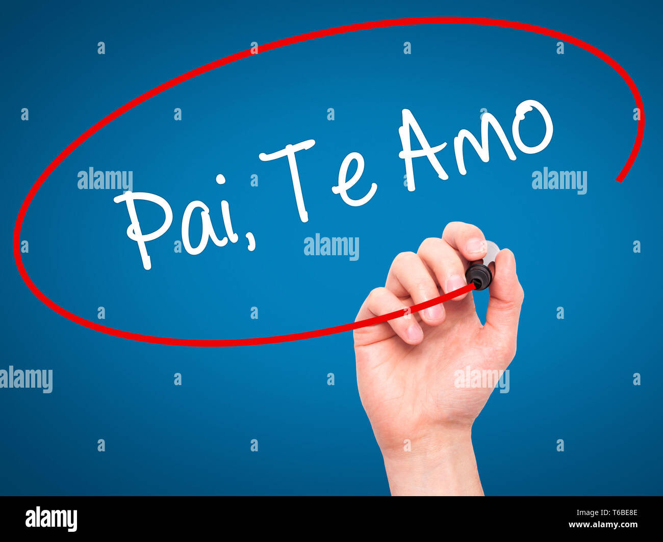Man Hand writing Pai, Te Amo (In portuguese Love You, Dad) with black