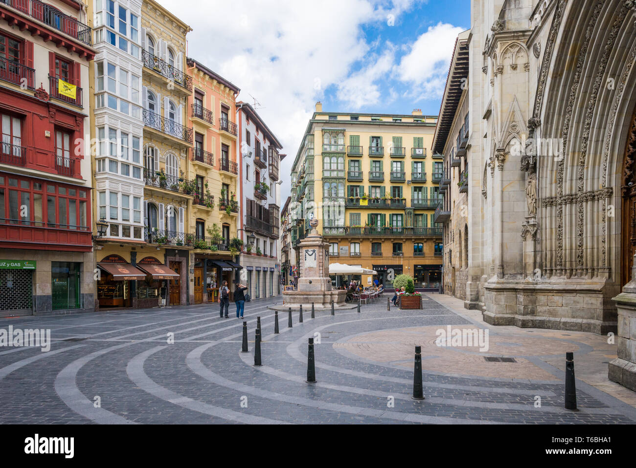Cathedral and plaza in the old town of Bilbao Stock Photo