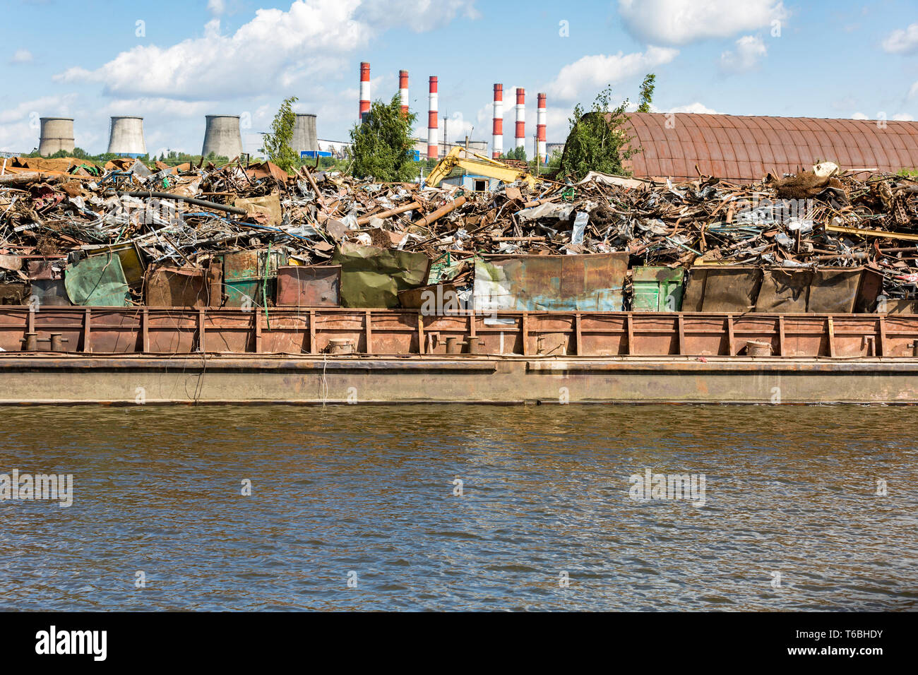 Scrap metal river hires stock photography and images Alamy