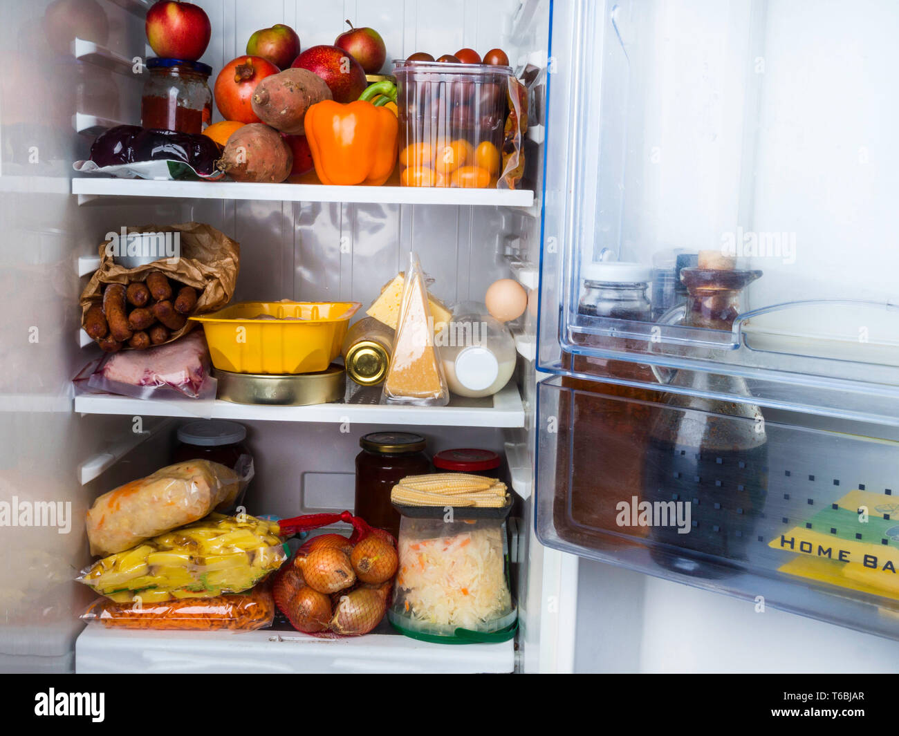 Tomato sauce fridge hires stock photography and images Alamy