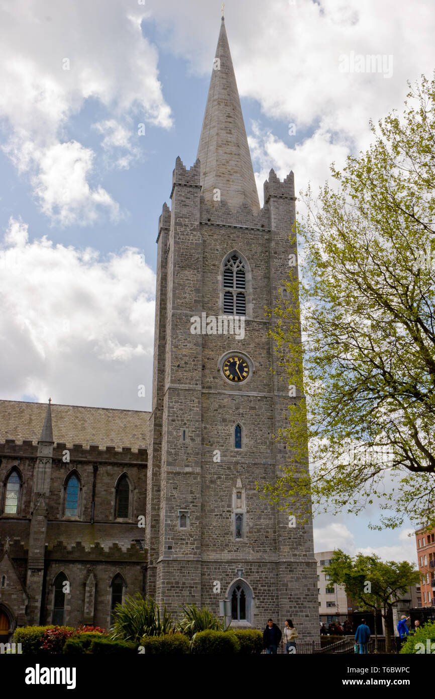 St patrick's cathedral dublin hi-res stock photography and images - Alamy