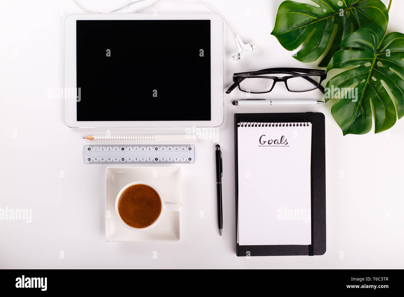 Modern white office desk Stock Photo - Alamy