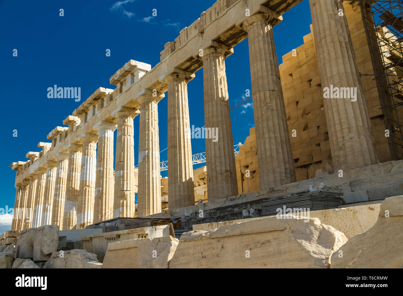 Side view of parthenon hi-res stock photography and images - Alamy