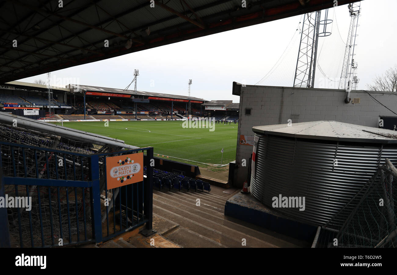 A general view of Kenilworth Road Stock Photo Alamy