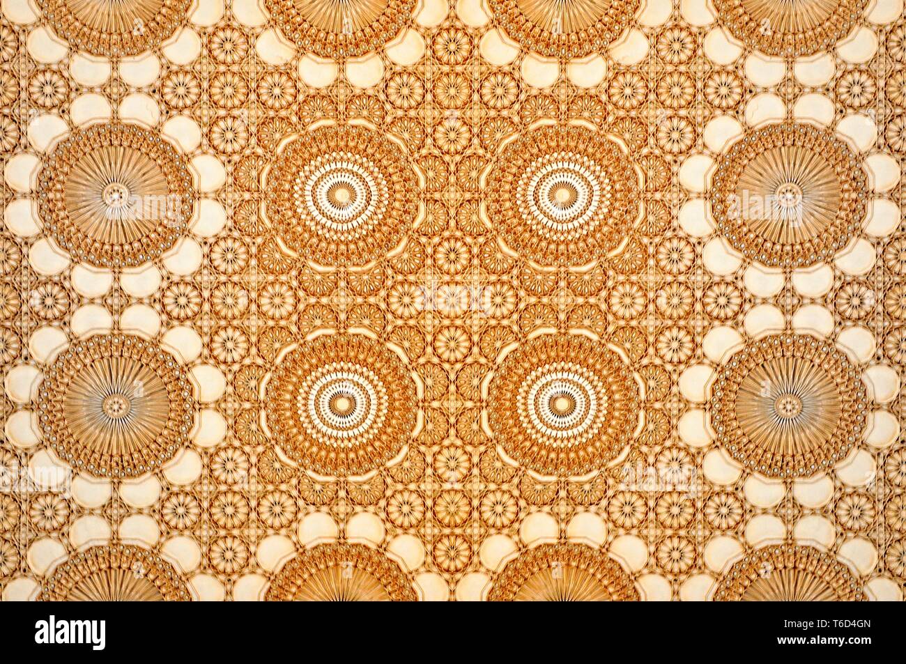 Wall pattern in Morocco golden Stock Photo - Alamy