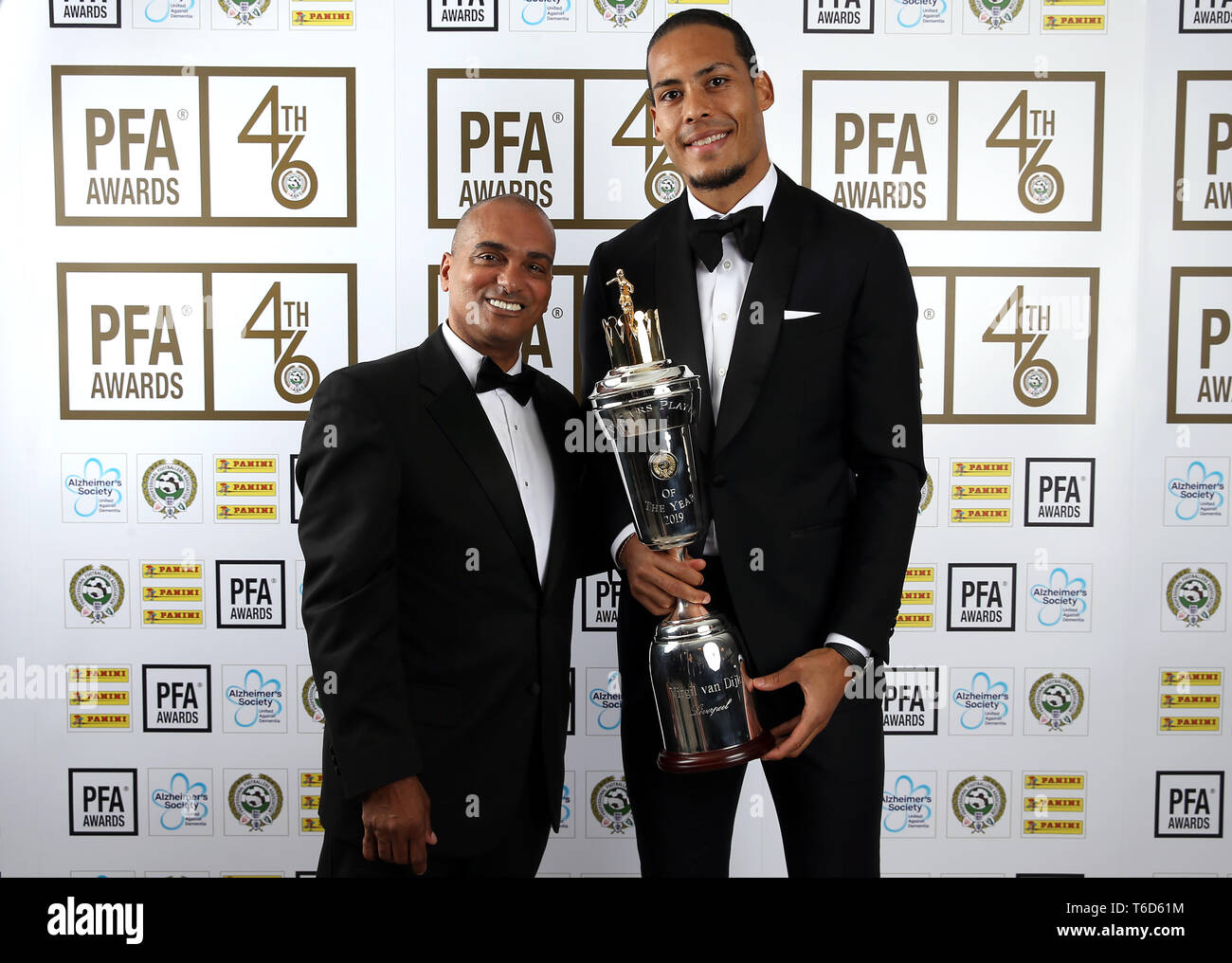 Liverpool S Virgil Van Dijk Poses With His Pfa Player Of The Year