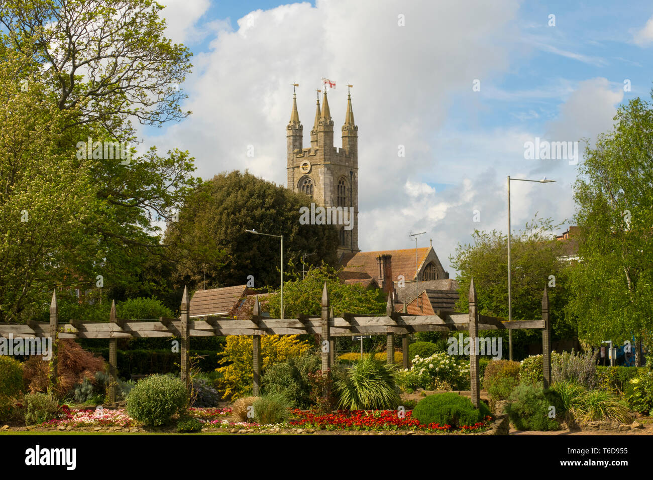 St Mary's church Ashford from the memorial gardens  Kent UK Stock Photo