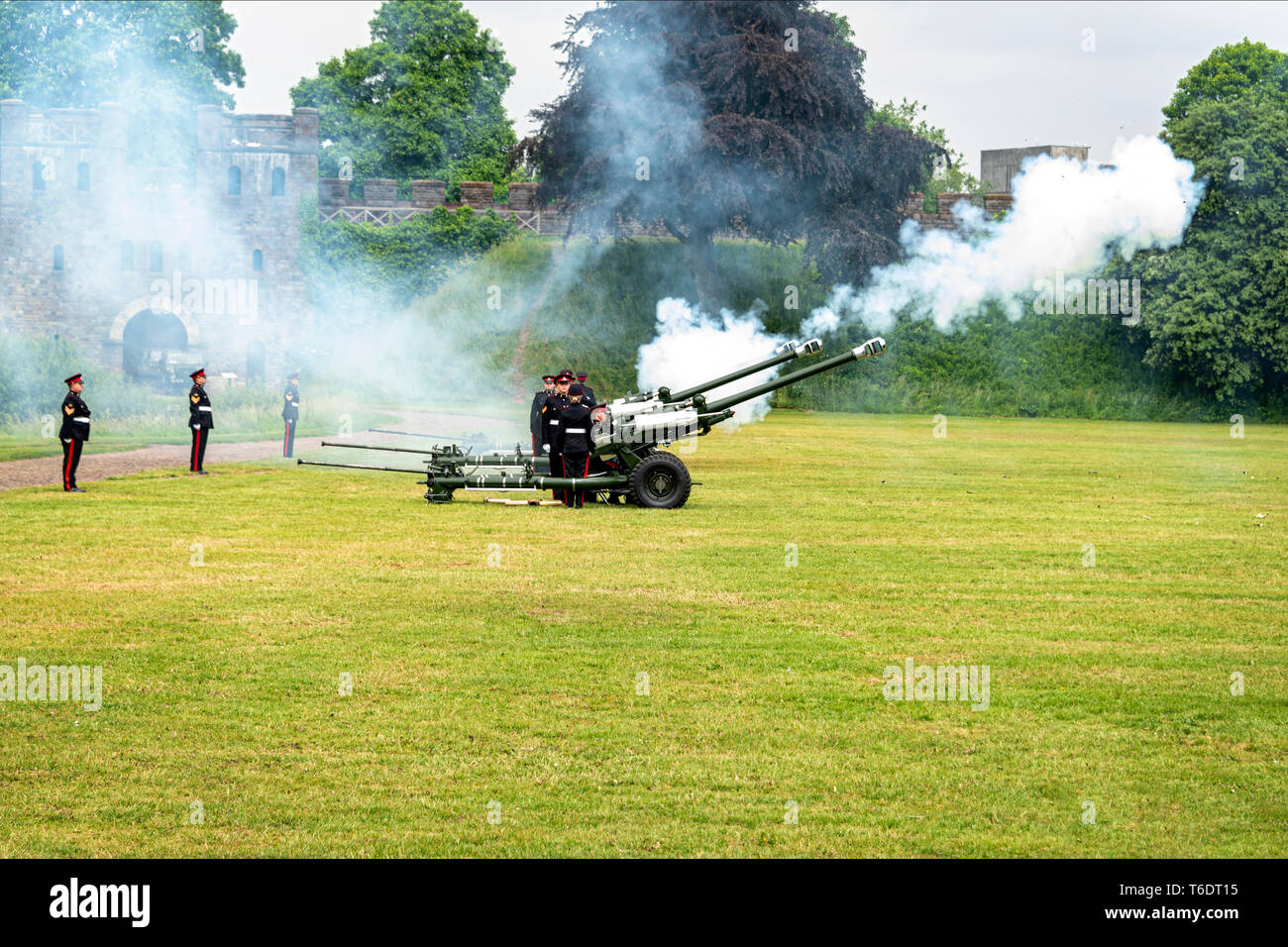 UK, Cardiff - 09 June 2018 -  104 Regiment Royal Artillery fire a 21 Gun salute as part of the official  birthday celebrations for Queen Elizabeth II  Stock Photo