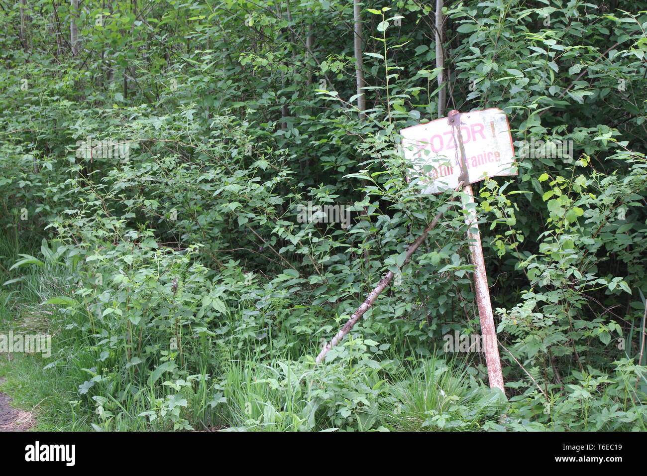 Slanted sign hi-res stock photography and images - Alamy