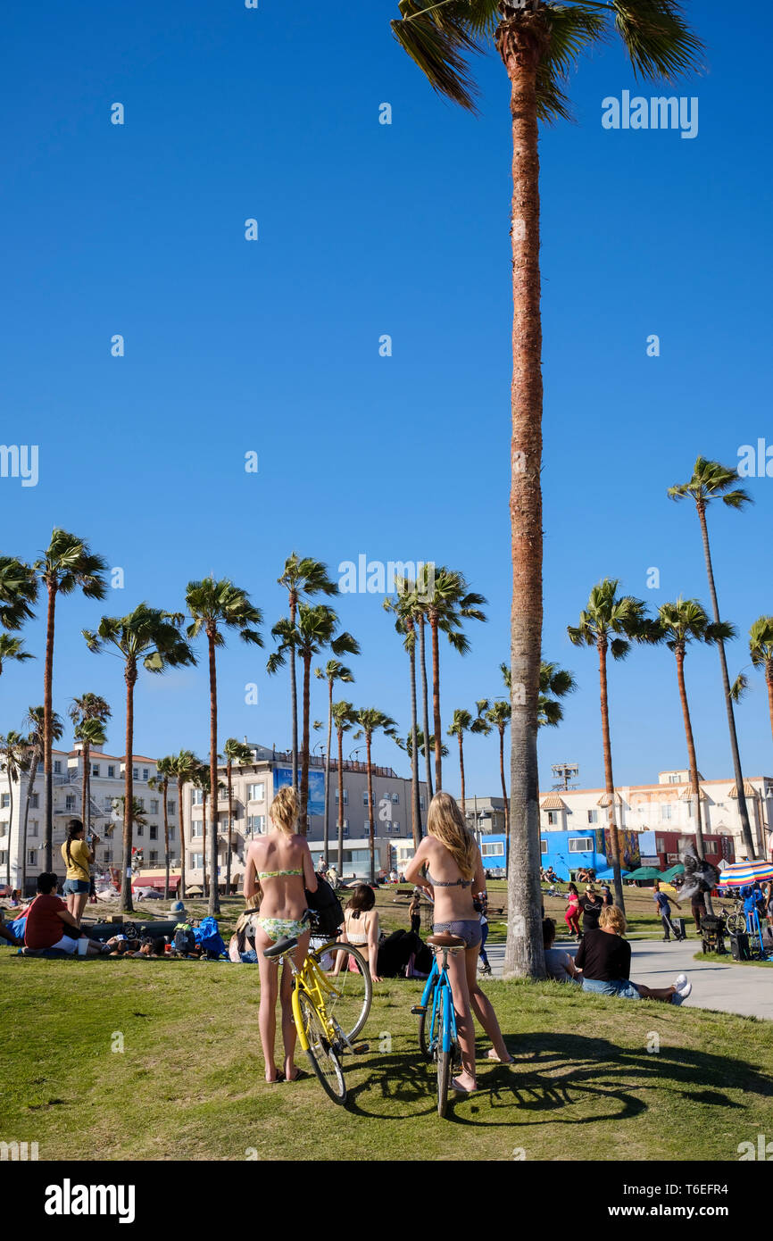 Venice beach california bikini hires stock photography and images Alamy