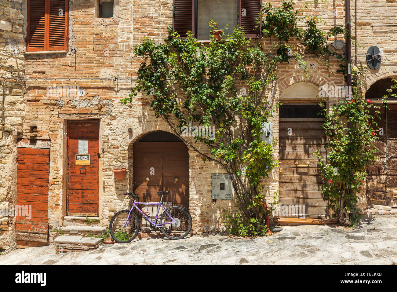 Old town bike hi-res stock photography and images - Alamy