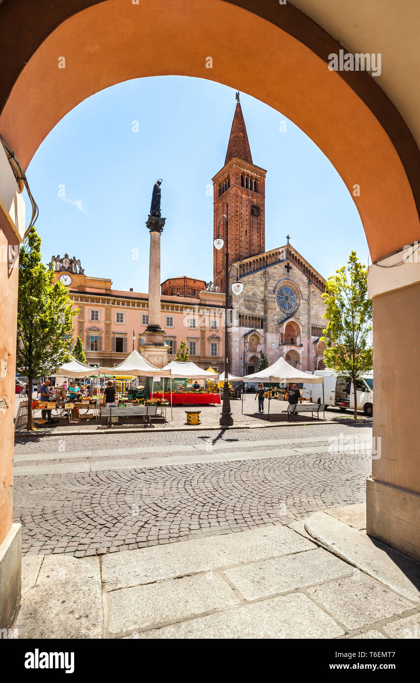 Piazza Duomo in the city center in Piacenza Stock Photo