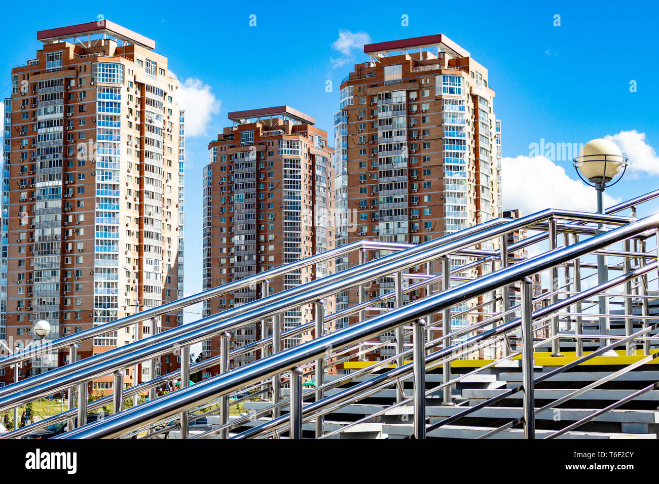 Monolithic railing hi-res stock photography and images - Alamy