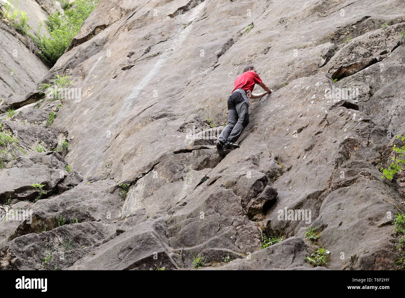 activ man is climbing Stock Photo Alamy