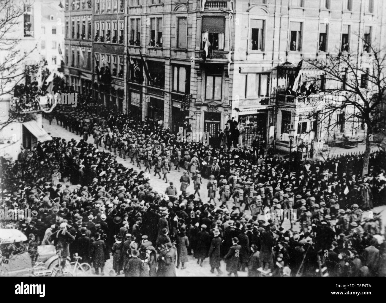 Luxembourg. American troops marching through Luxembourg on their way to Germany. They were reviewed by General Pershing as they passed through. 1918 Stock Photo