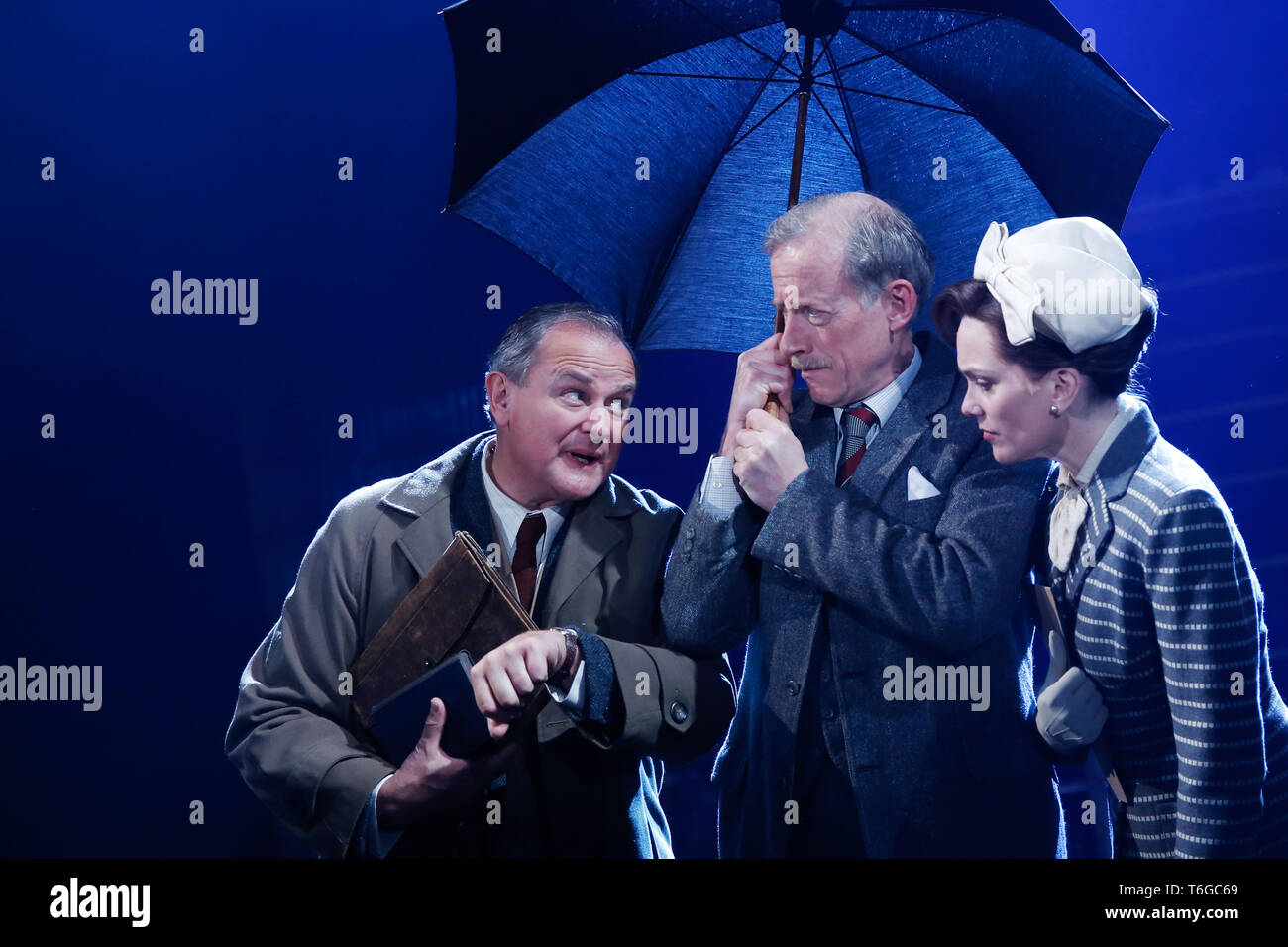 Chichester Uk 1st May 2019 Hugh Bonneville L Performs As C S Lewis With Liz White As Joy Gresham And Andrew Havill L As Lewis Brother Warnie During A Photocall For William Nicholson S