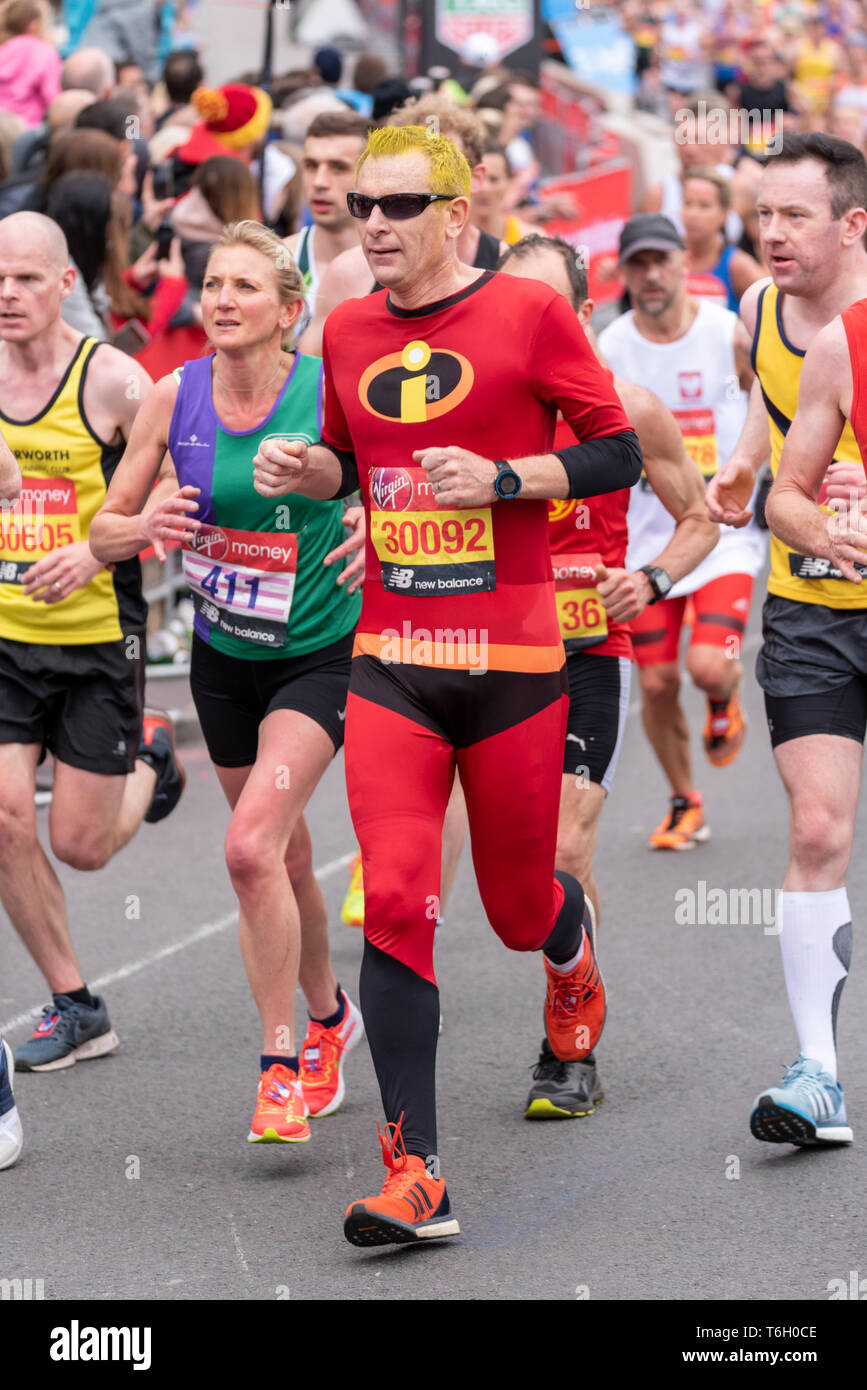 Jason Old 30092 racing at the Virgin Money London Marathon 2019, UK Stock Photo