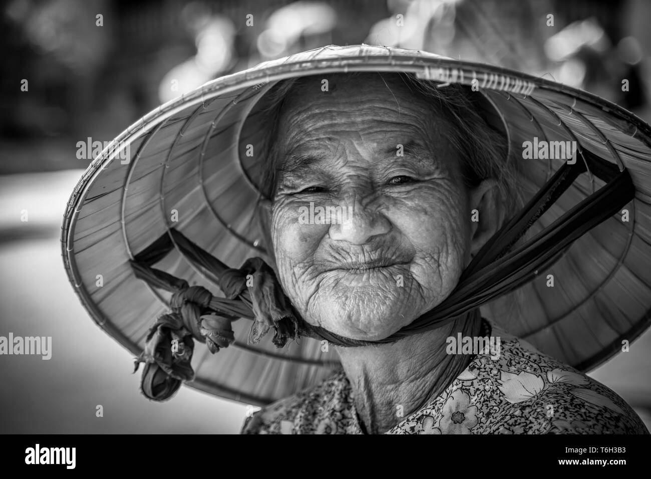 Hoi An street vendor... fabulous lady Stock Photo