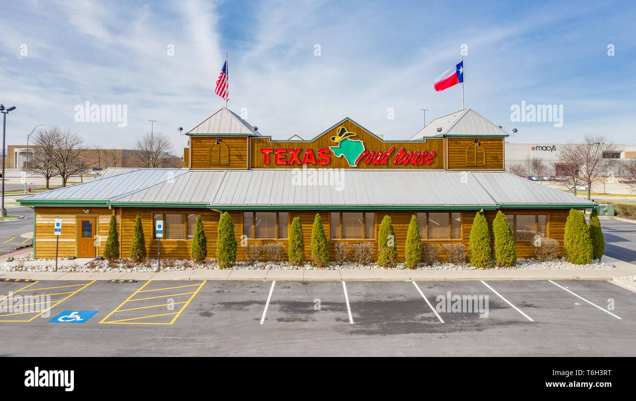 Texas Roadhouse is a national steakhouse chain with over 460 stores in 49 our of 50 states, as well as some restaurants in other countries. Stock Photo