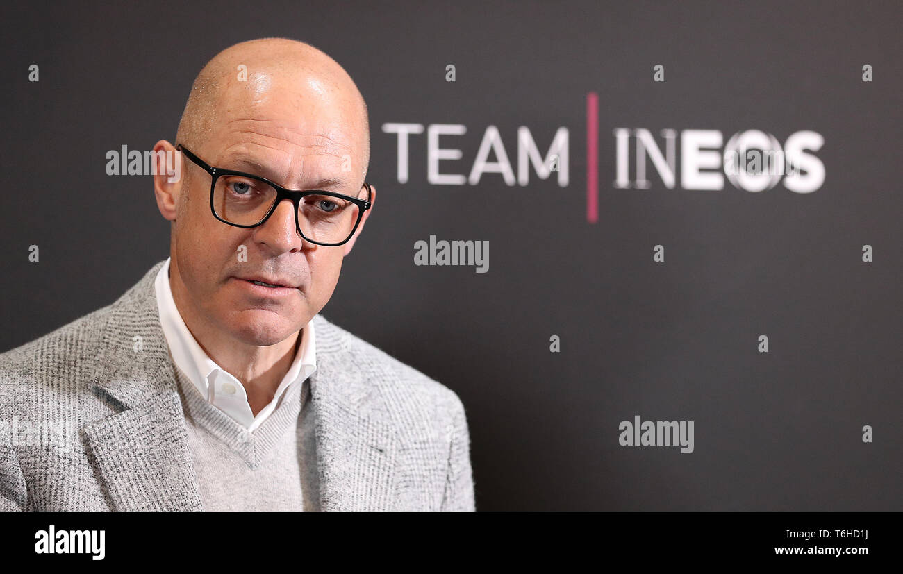 team-ineos-principal-sir-dave-brailsford-hi-res-stock-photography-and