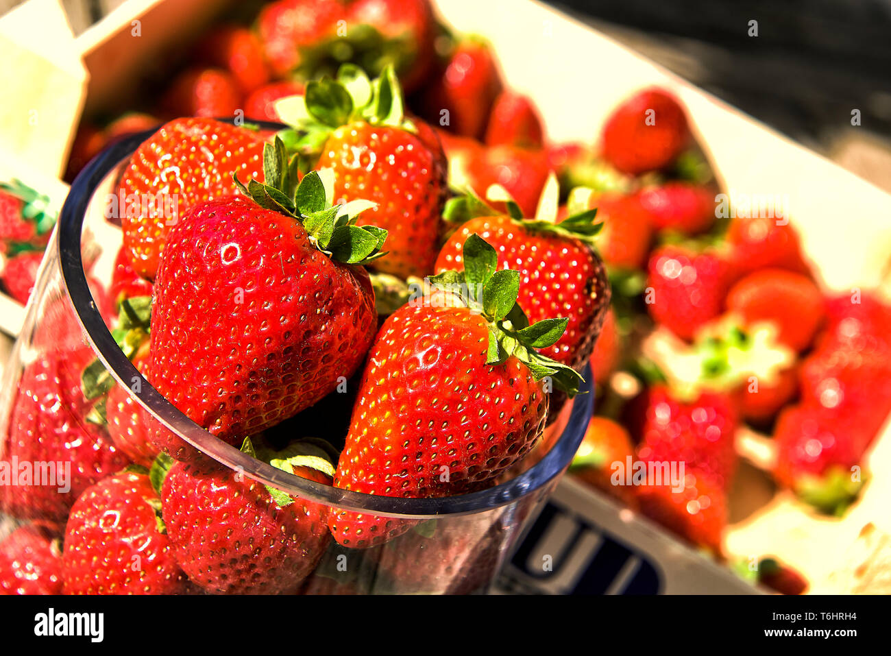 Full frame strawberries hi-res stock photography and images - Alamy