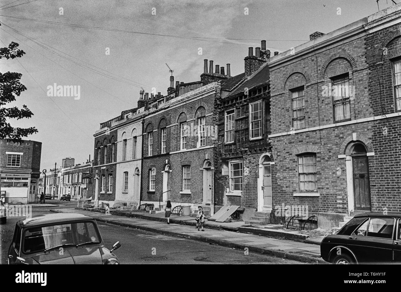 11/6 Tower Hamlets Bow 1977 Stock Photo Alamy