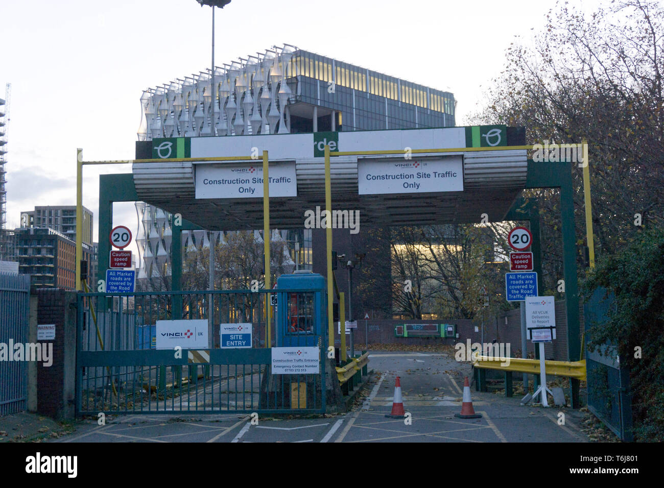 The old entrance to Covent Garden Flower market and by the new US Embassy in south London. 22/11/2017 Stock Photo