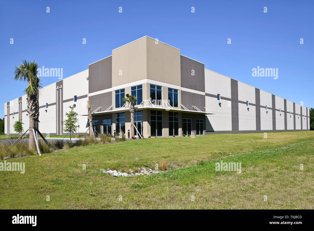 New Large Commercial Building with Office and Warehouse Space available