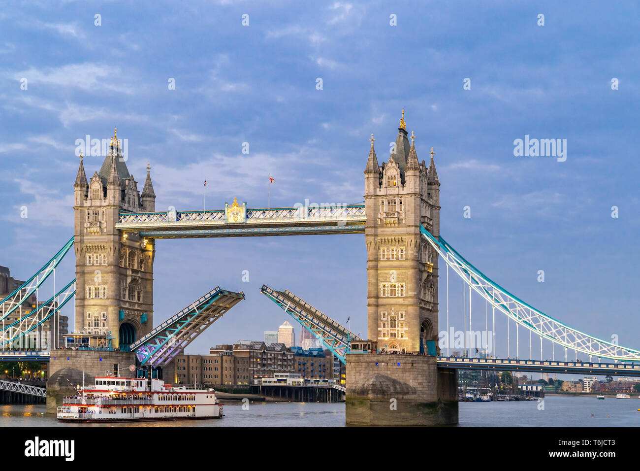 Lifting up London Tower Bridge Stock Photo - Alamy