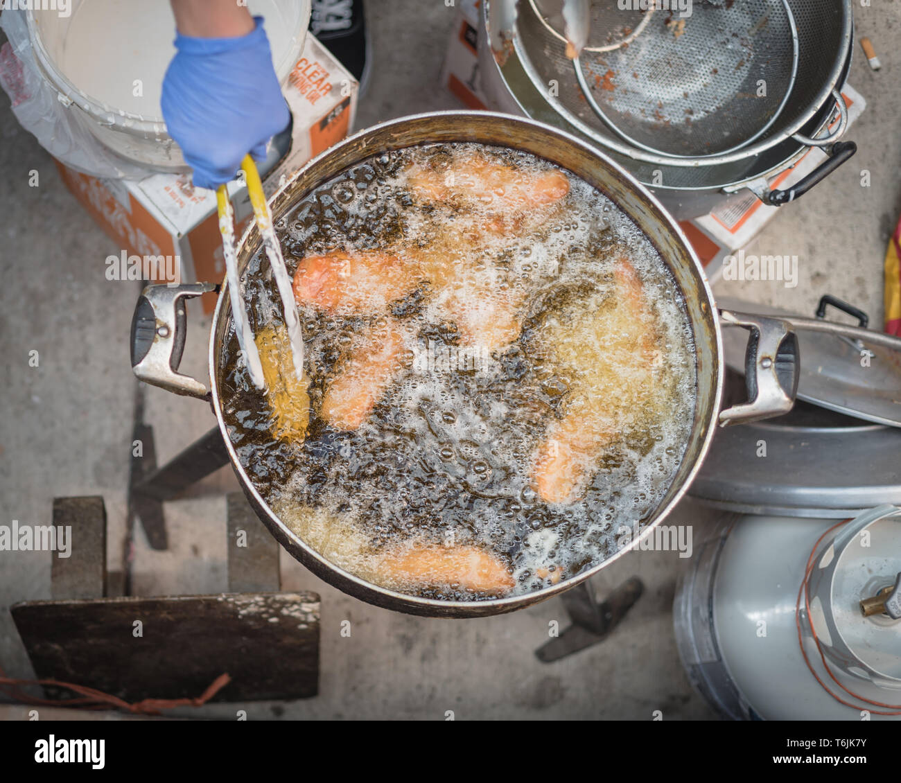 Sizzling cake hires stock photography and images Alamy