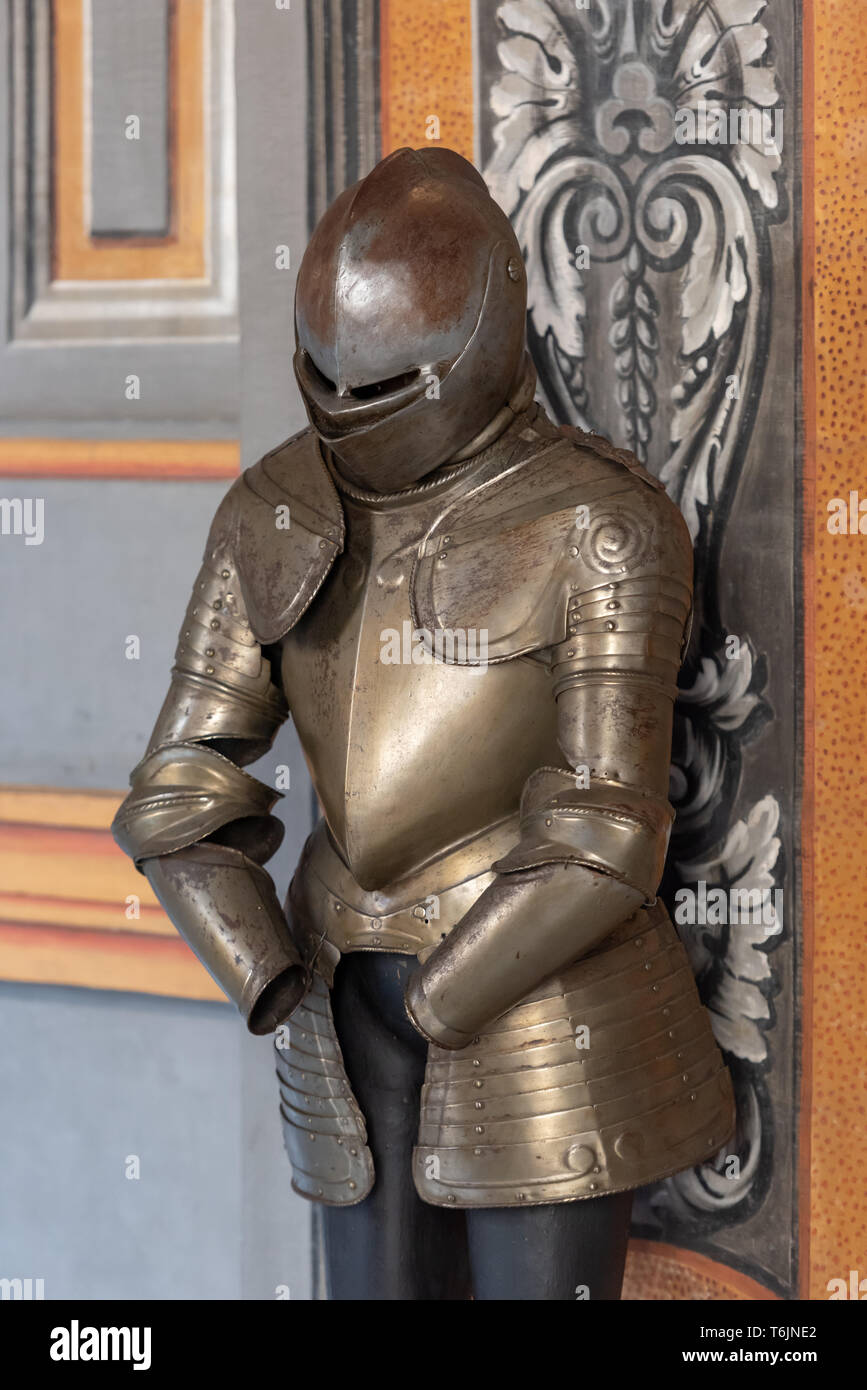 Detail of a suit of armour in the Armoury Corridor on the Piano Nobile of the Grandmaster's Palace in Valletta Stock Photo