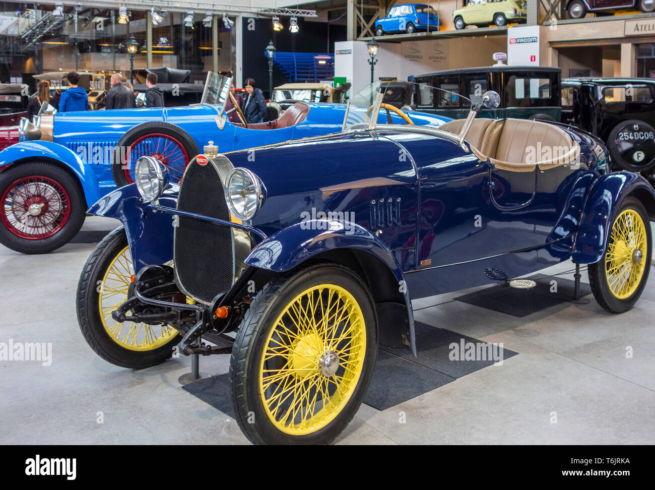 1921 Bugatti Type 23 Brescia two-seater, French classic automobile /  oldtimer / antique vehicle at Autoworld, vintage car museum, Brussels,  Belgium Stock Photo - Alamy