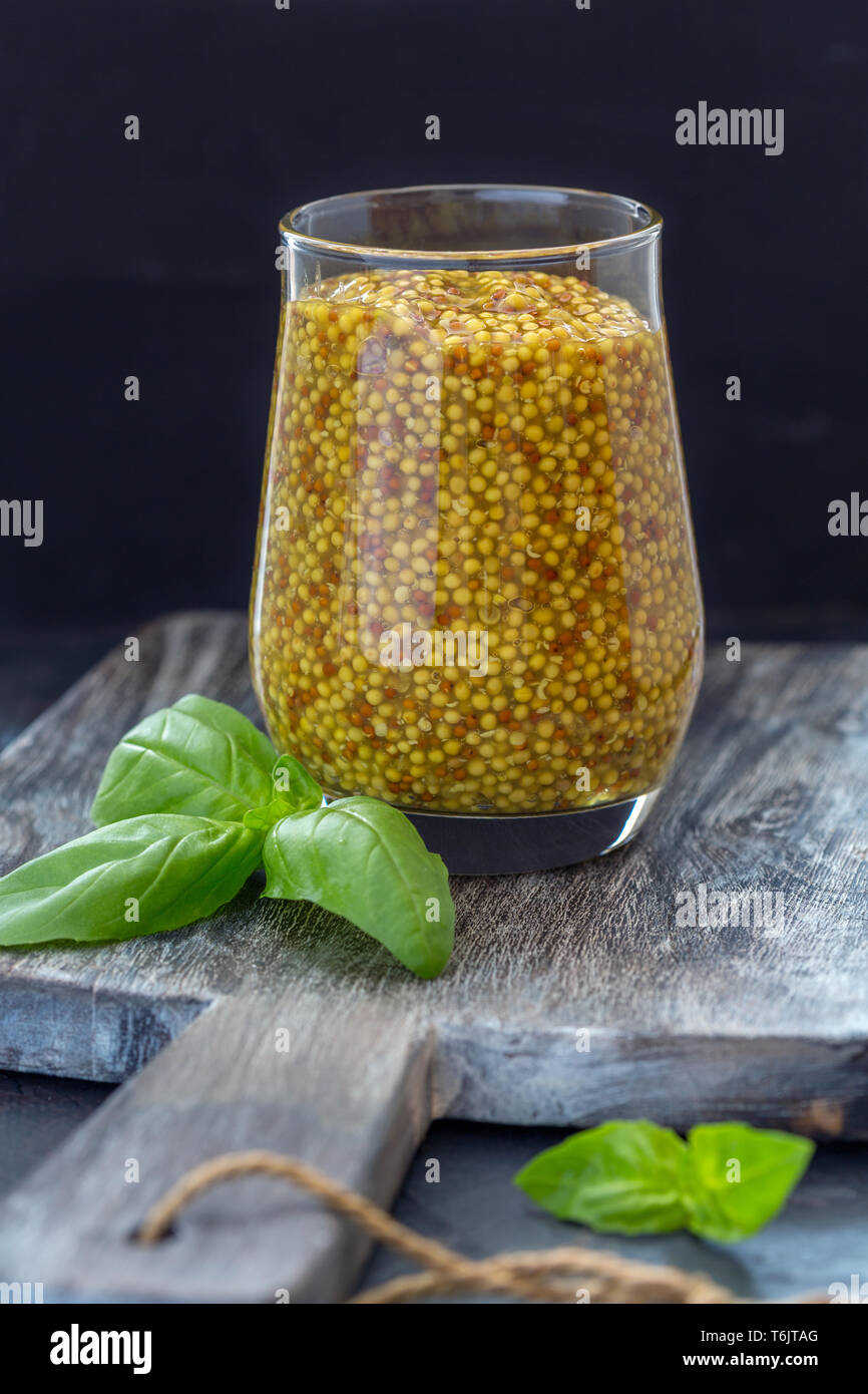 Mustard seeds in grains hi-res stock photography and images - Alamy