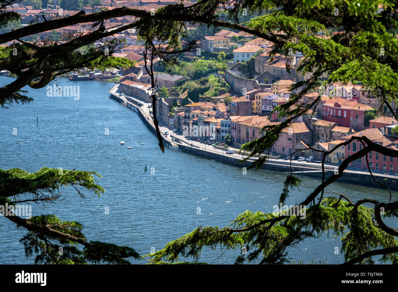 view of the Rio Doura, Porto from the Jardins do Palacio de Cristal Stock Photo