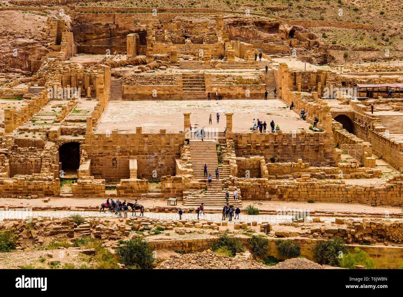 Petra ruins hi-res stock photography and images - Alamy