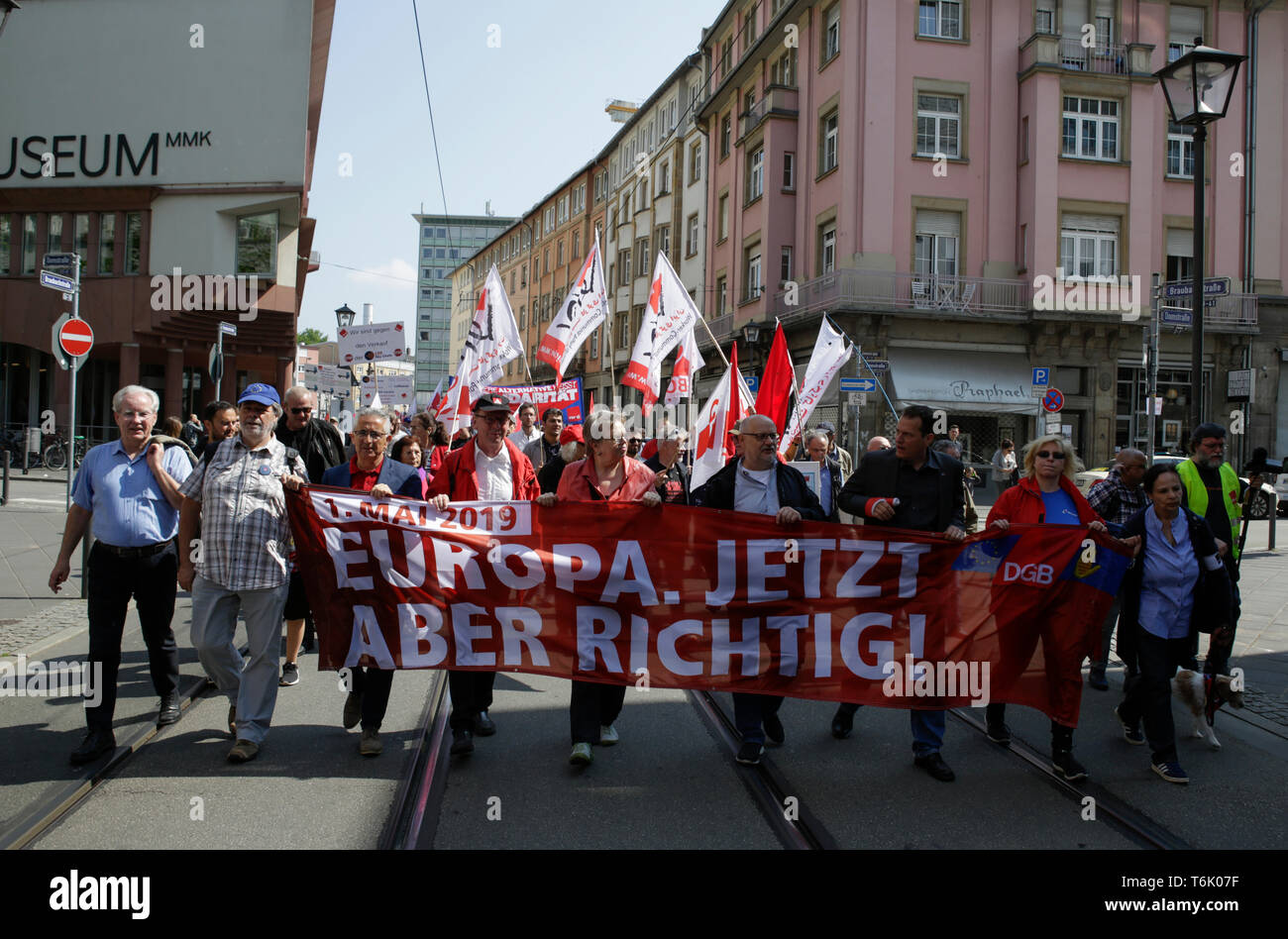 Frankfurt, Germany. 01st May, 2019. The protest march is lead by Philipp Jacks (3nd right), the chairman of the Frankfurt branch of the DGB (German Trade Union Confederation) and Marlis Tepe (5th left), the federal chairwoman of the GEW (Education and Science Workers' Union) Several thousand members of Trade Unions and left parties marched through Frankfurt on their traditional 1. May protest. The march ended with a rally at the Roemerberg, in the centre of the old part of Frankfurt in front of the Frankfurt city-hall Roemer. Credit: Michael Debets/Pacific Press/Alamy Live News Stock Photo