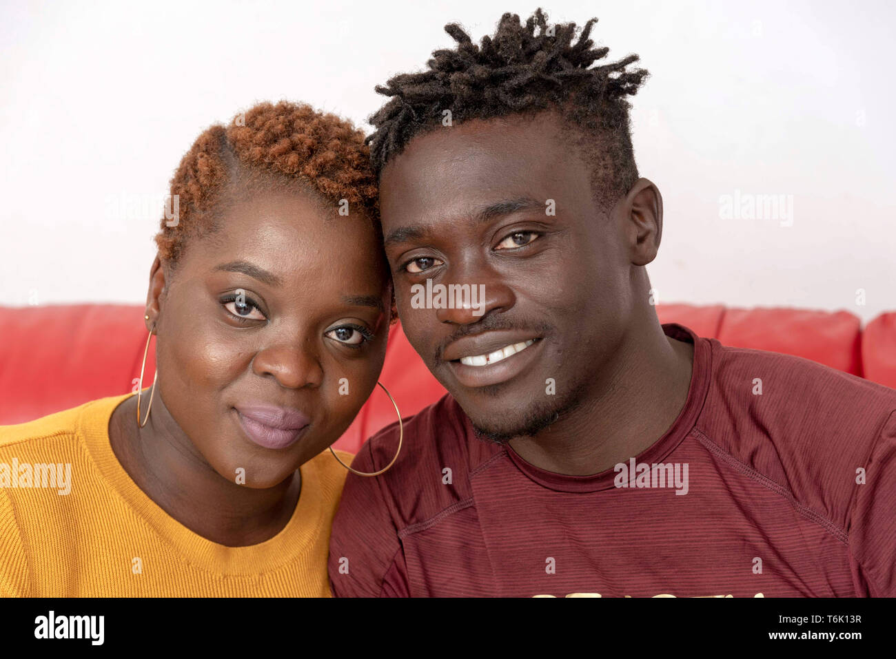 Couple black man white woman model hi-res stock photography and images ...