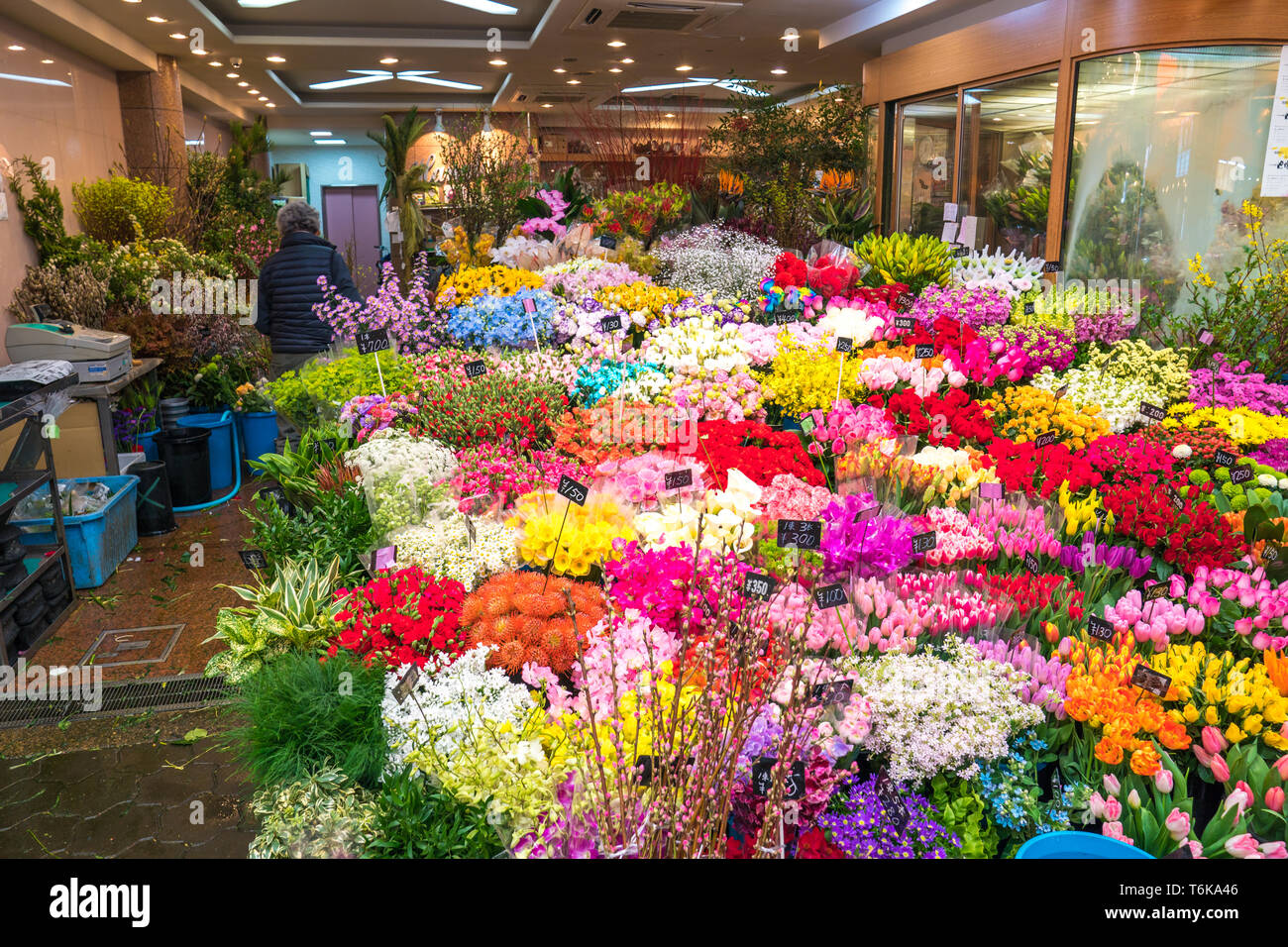 Japan Flower Shop High Resolution Stock Photography And Images Alamy