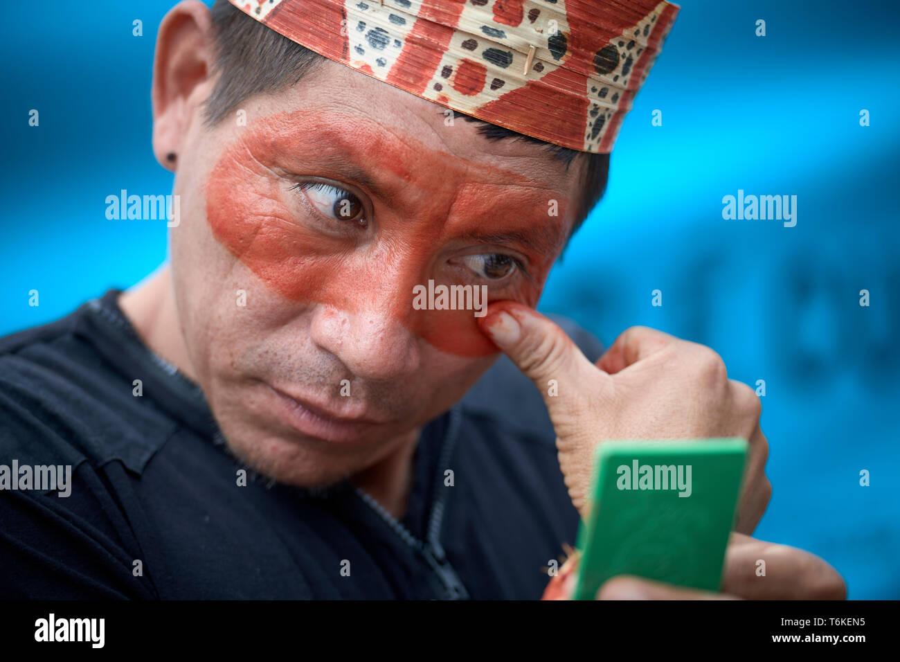 Brazil amazon indigenous people hi-res stock photography and images - Alamy