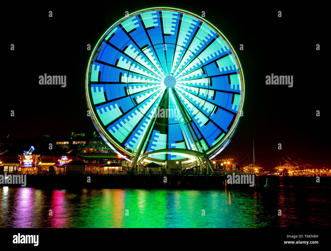 Usa The Great Wheel in Seattle, Washington Stock Photo