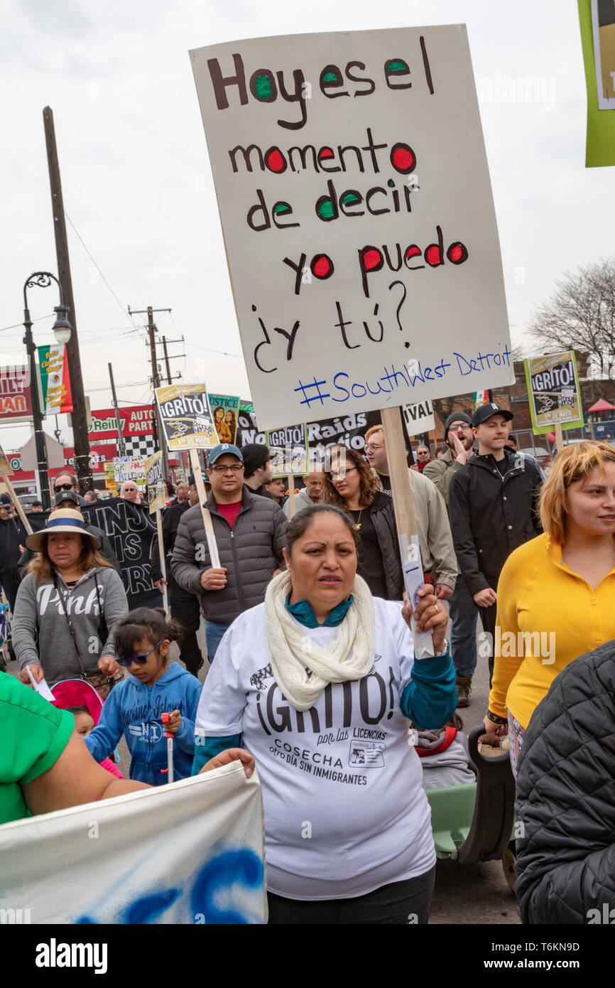 Detroit, Michigan - A May Day march demands restoration of driver's licenses to everyone without regard to immigration status. Michigan prohibited und Stock Photo