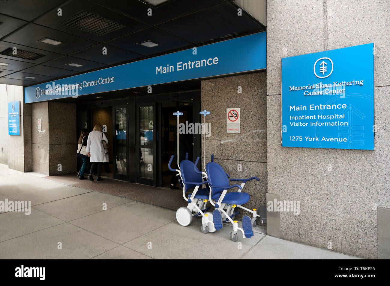 Memorial Sloan Kettering Cancer Center main entrance Stock Photo