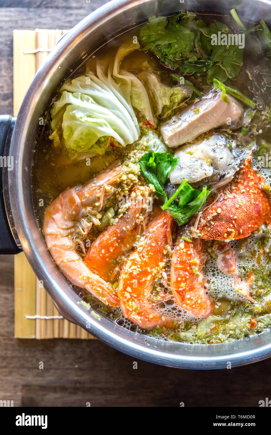Seafood hot pot Stock Photo Alamy