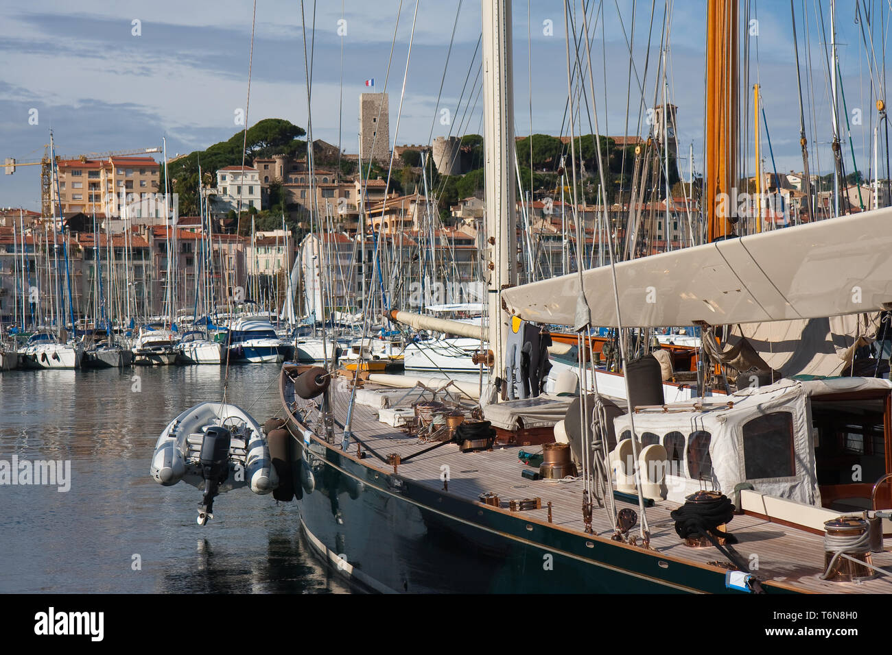 luxury yachts in harbor of cannes, france Stock Photo - Alamy